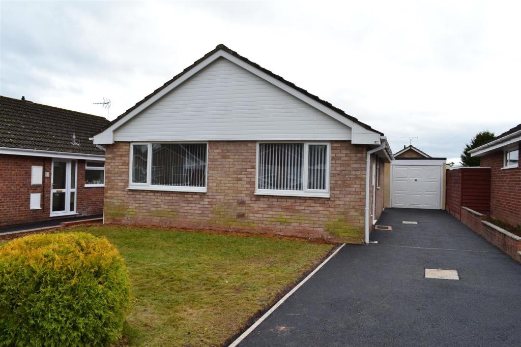 Buy or rent a property | Buckfield Road, Leominster HR6 8SF