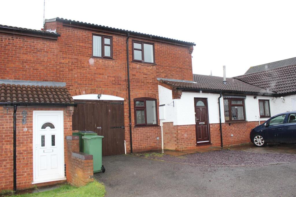 Buy or rent a property | Shenton Close, Leicester LE8 6NZ