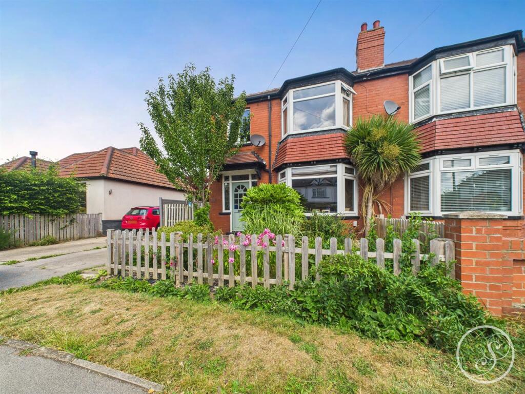 Buy or rent a property | Montreal Avenue, Leeds LS7 4LW