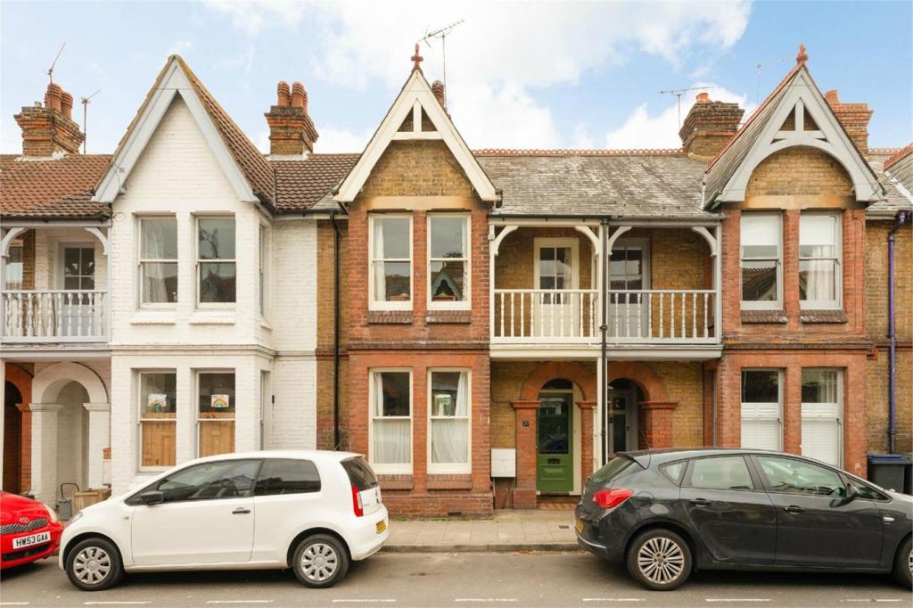 Buy or rent a property | Cromwell Road, Whitstable CT5 1NW