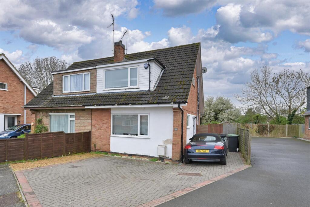 Buy or rent a property | Oakleigh Close, Wellingborough NN9 6HL