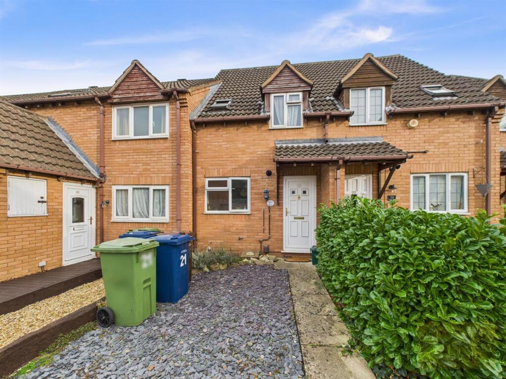 Buy or rent a property | Leacey Court, Gloucester GL3 1LA