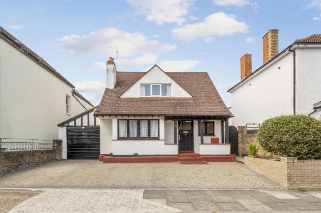 Buy or rent a property | Montem Road, New Malden KT3 3QW