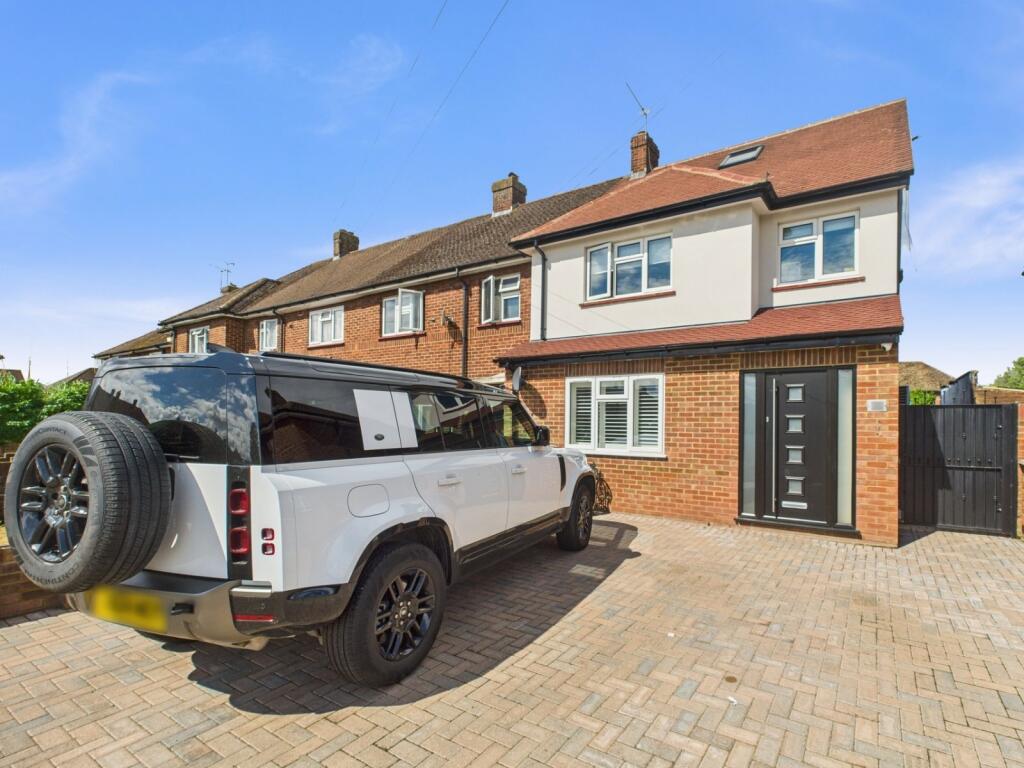 Buy or rent a property | Stockdales Road, Windsor SL4 6LB