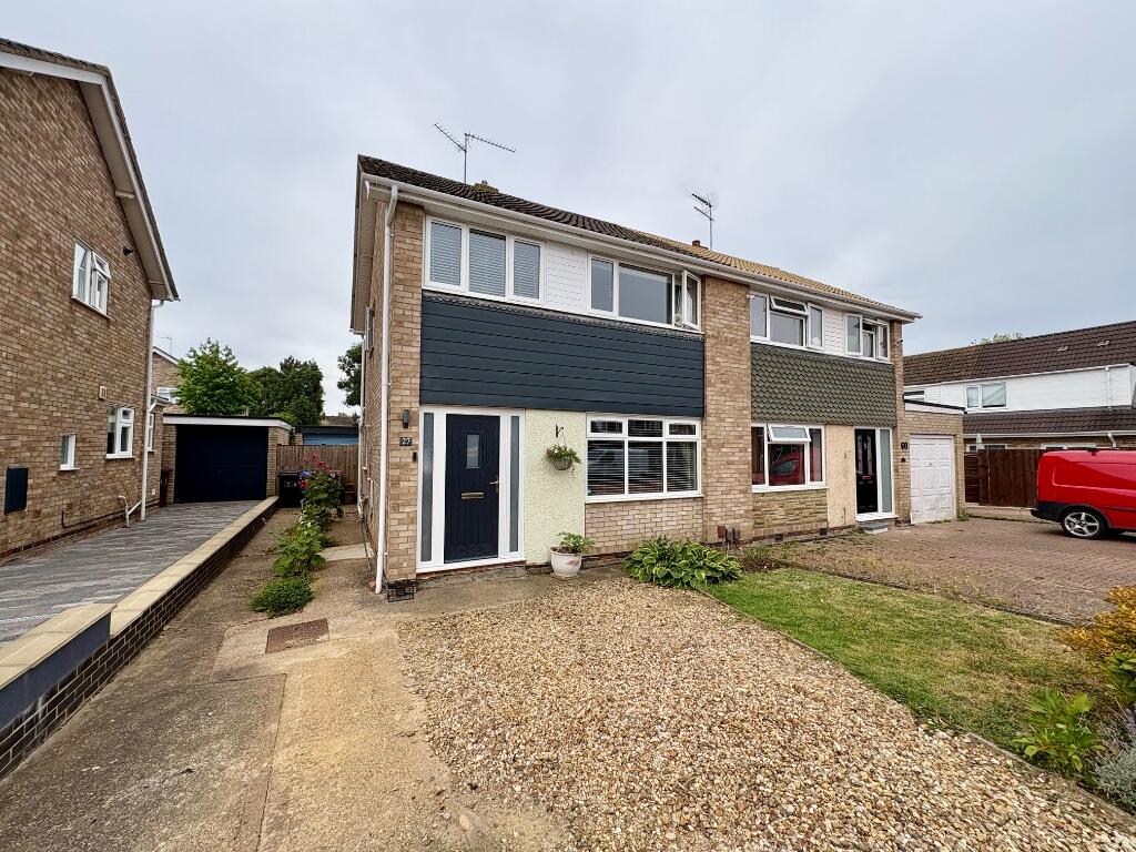 Buy or rent a property | Wrenbury Road, Northampton NN5 6XW