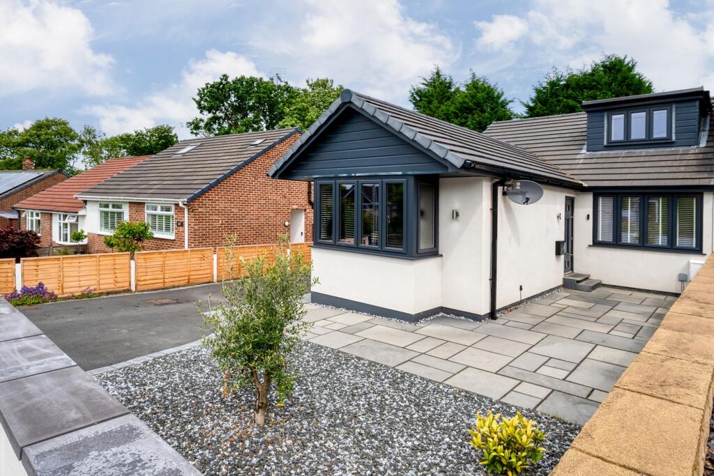 Buy or rent a property | Cambridge Drive, Stockport SK6 1HX