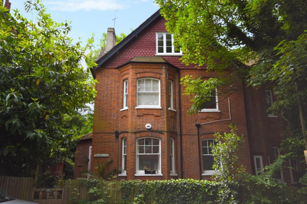 Buy or rent a property | Old Hill, Chislehurst BR7 5LZ
