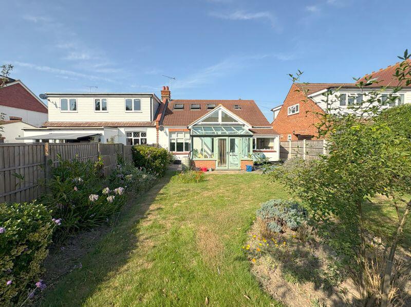 Buy or rent a property | Southborough Drive, Westcliff-On-Sea SS0 9XG