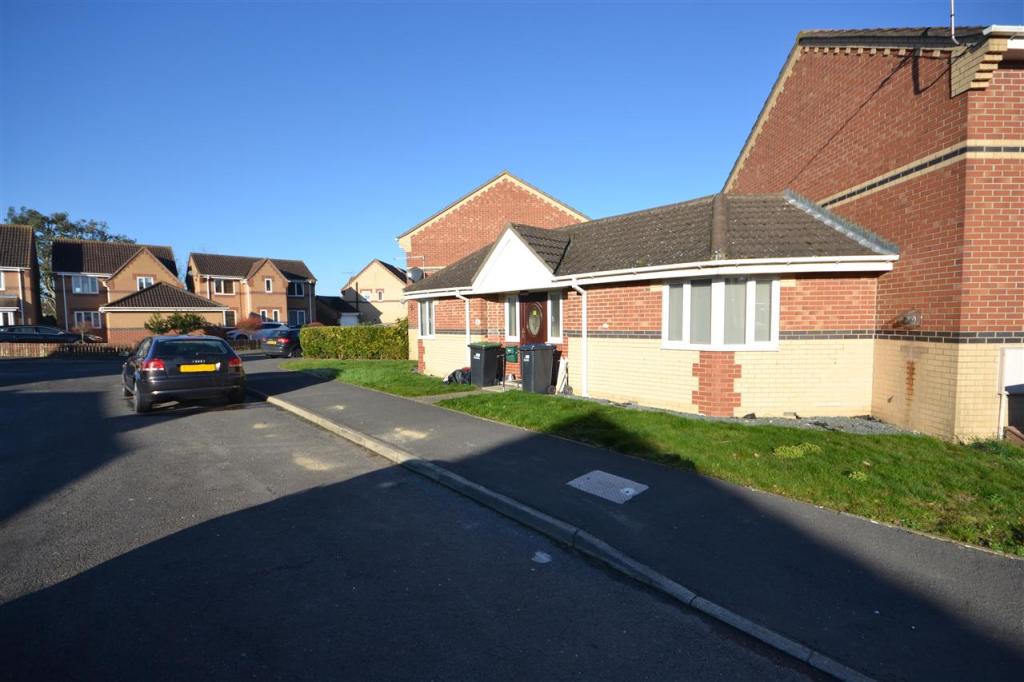 Buy or rent a property | Blackthorn Court, Ely CB7 5DT