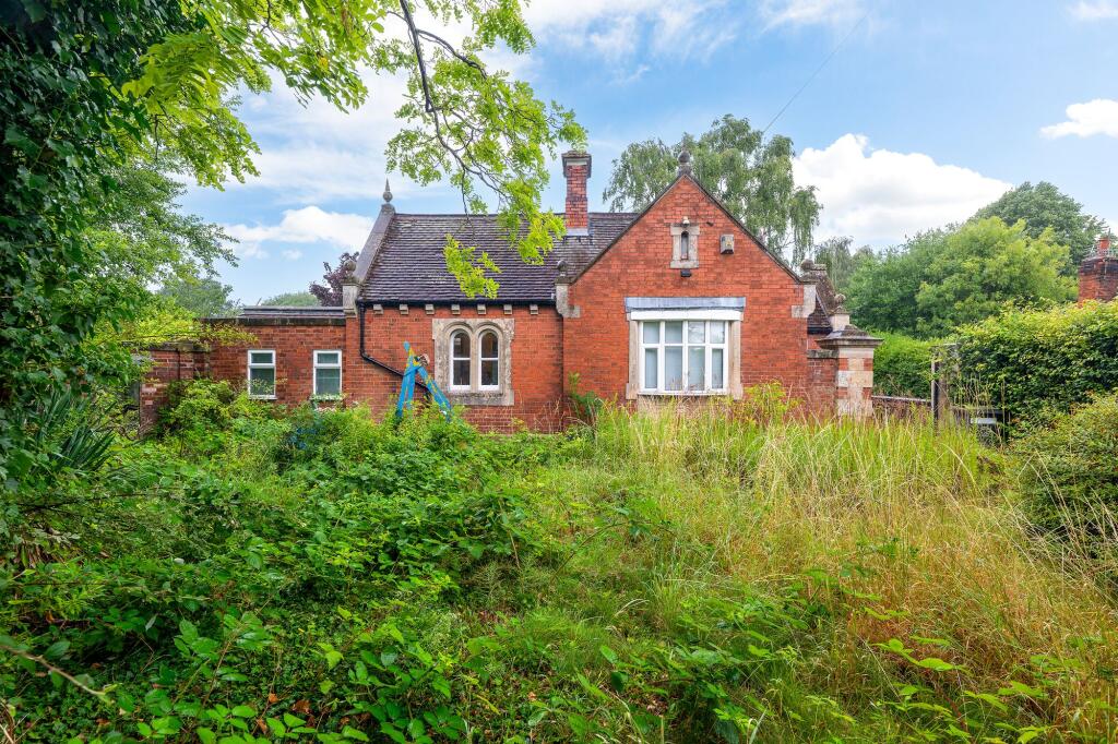 Buy or rent a property | Wragby Road, Lincoln LN2 2QU