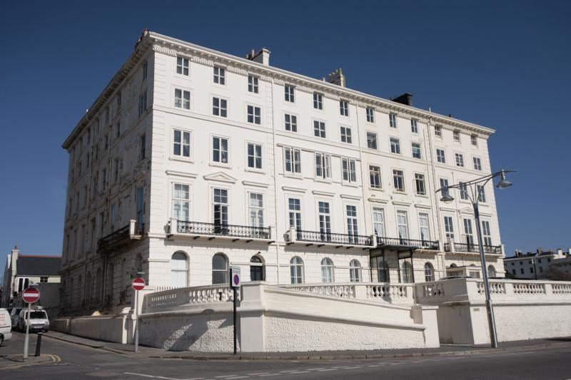 Buy or rent a property | Adelaide Crescent, Hove BN3 2JL