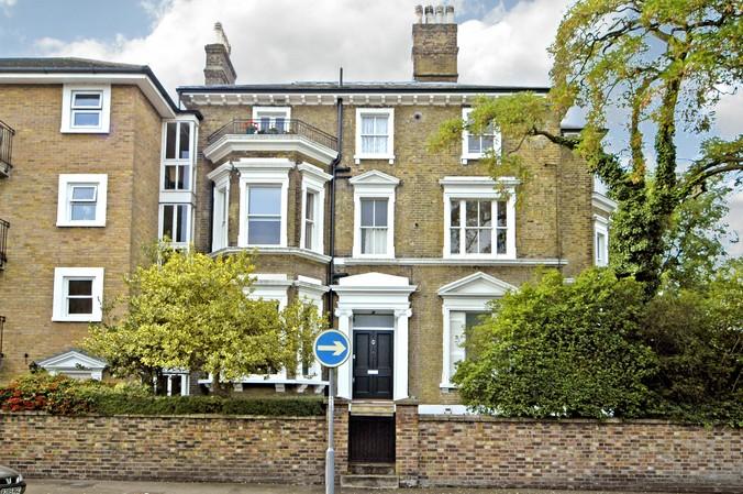 Buy or rent a property | Uxbridge Road, Kingston Upon Thames KT1 2LL