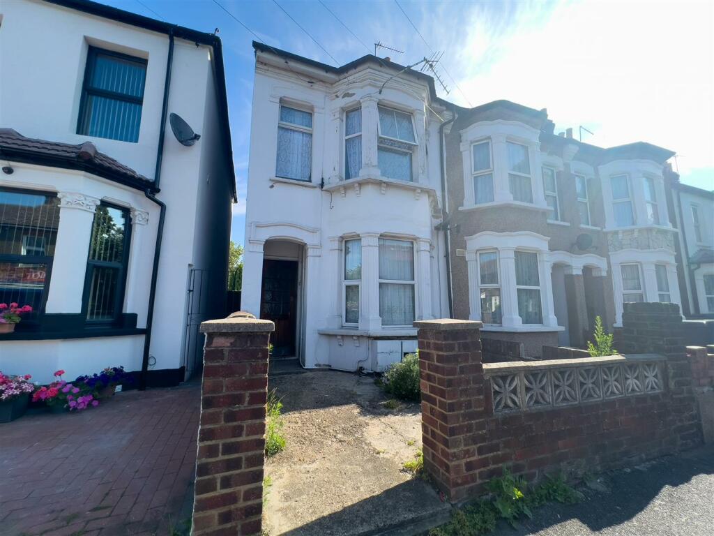 Buy or rent a property | Dudley Road, Southall UB2 5AS