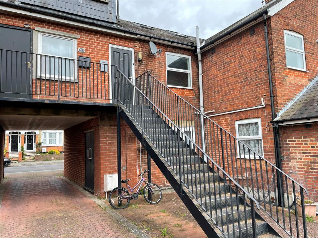 Buy or rent a property | Victoria Street, Braintree CM7 3HN