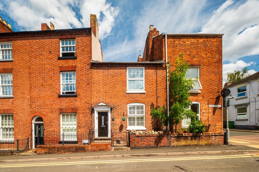 Buy or rent a property | Park Street, Worcester WR5 1AD