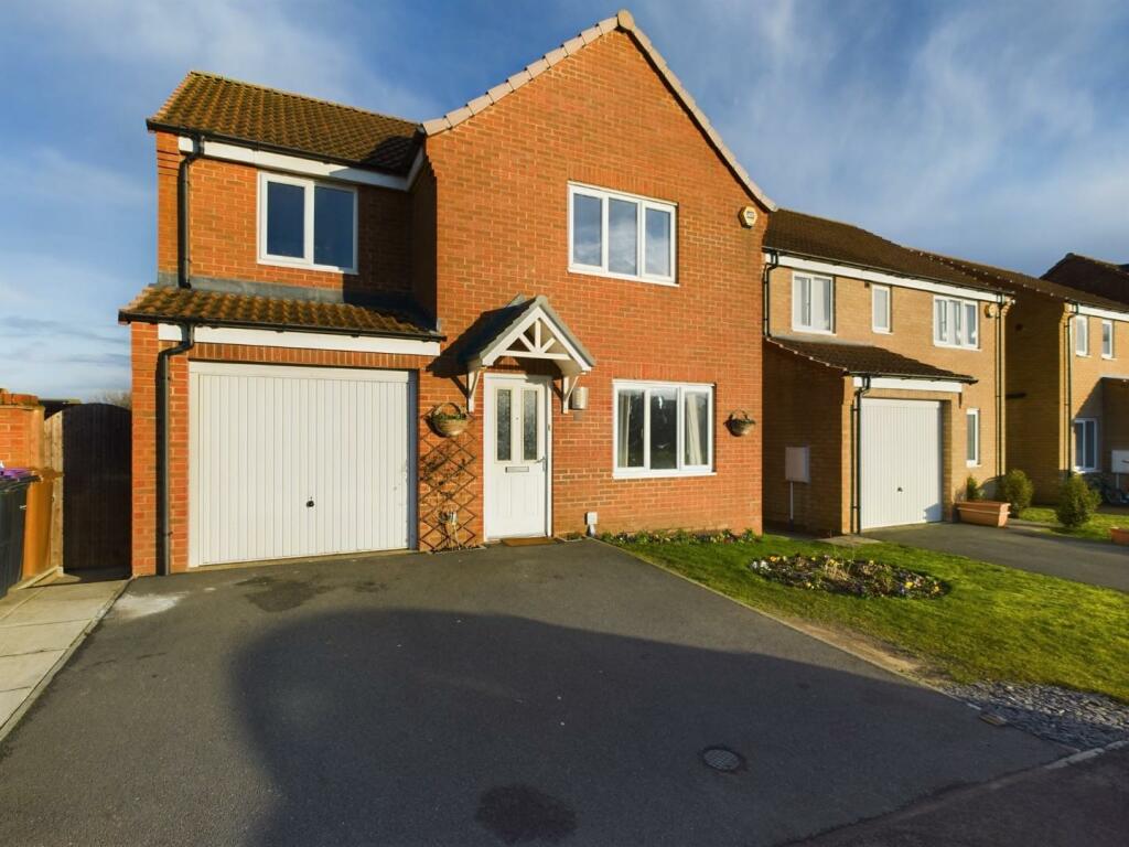 Buy or rent a property | Crucible Close, Lincoln LN6 9ZL