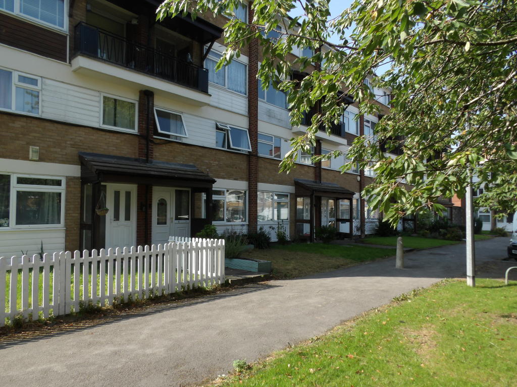 Buy or rent a property | Lambscote Close, Solihull B90 1NS