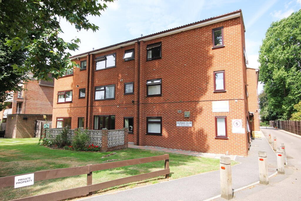 Buy or rent a property | Bromley Road, Beckenham BR3 5PA