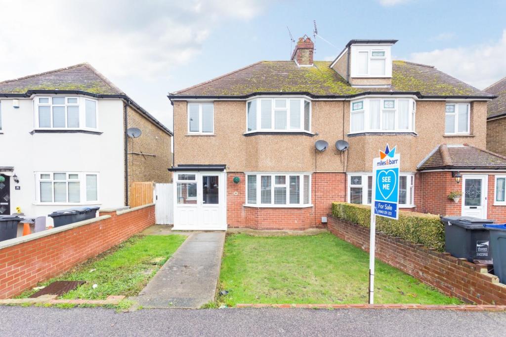 Buy or rent a property | Westfield Road, Margate CT9 5NX