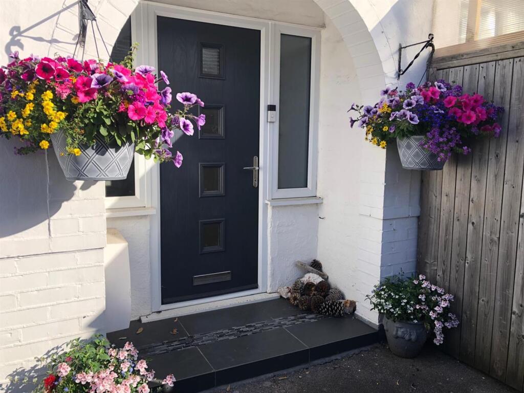 Buy or rent a property | Castle Lane West, Bournemouth BH9 3LH