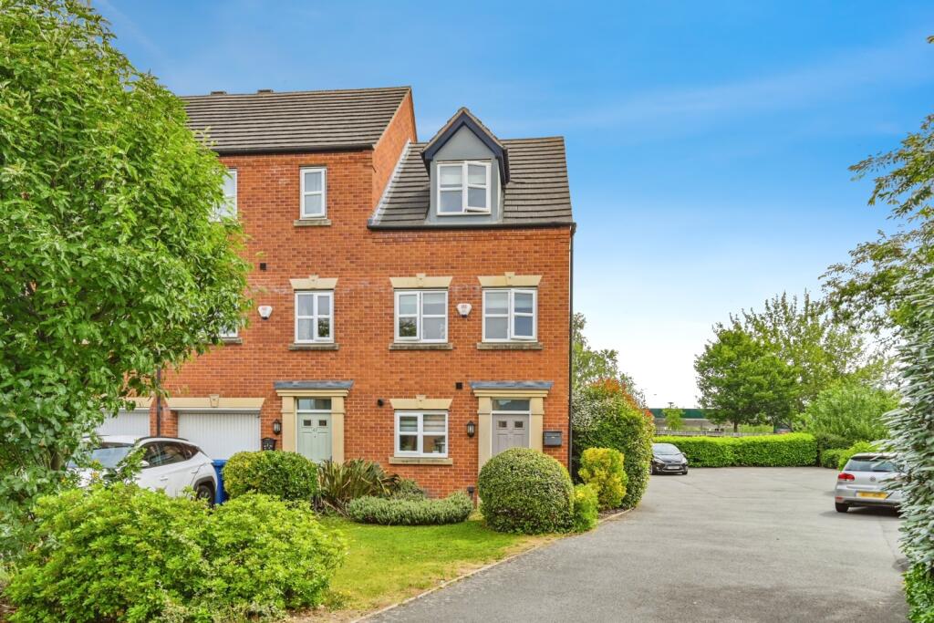 Buy or rent a property | Lowes Drive, Tamworth B77 2TT