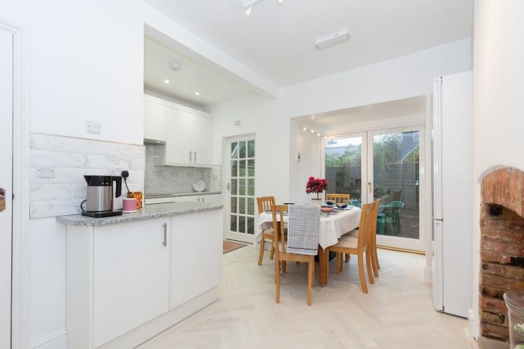 Buy or rent a property | Abbey Road, Oxford OX2 0AG