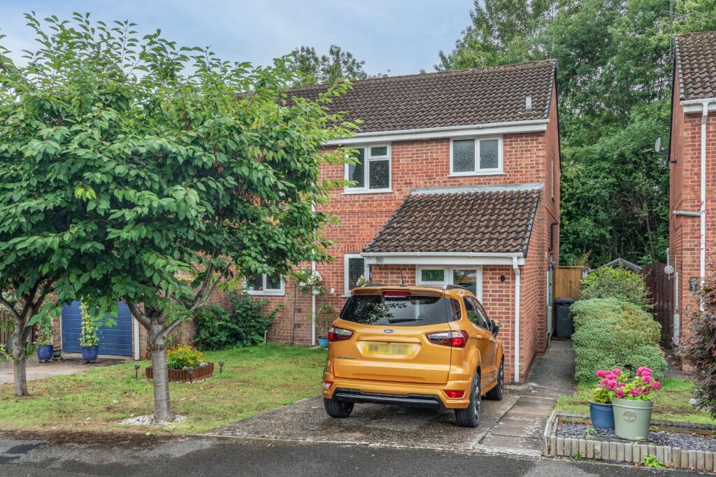 Buy or rent a property | Abbotswood Close, Redditch B98 0QD