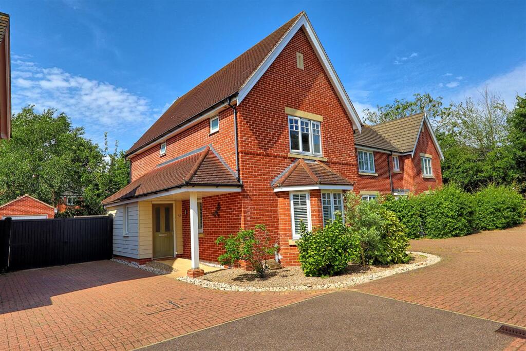 Buy or rent a property | Winston Avenue, Colchester CO5 0JU