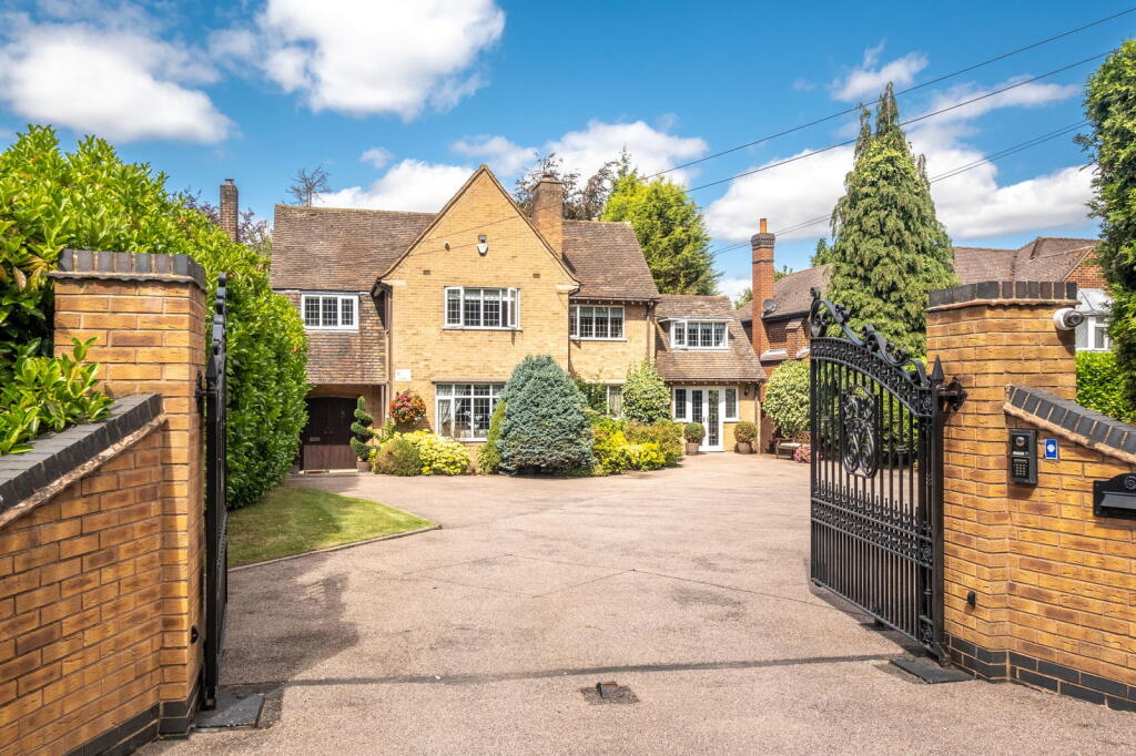 Buy or rent a property | Aldridge Road, Walsall WS9 0PE