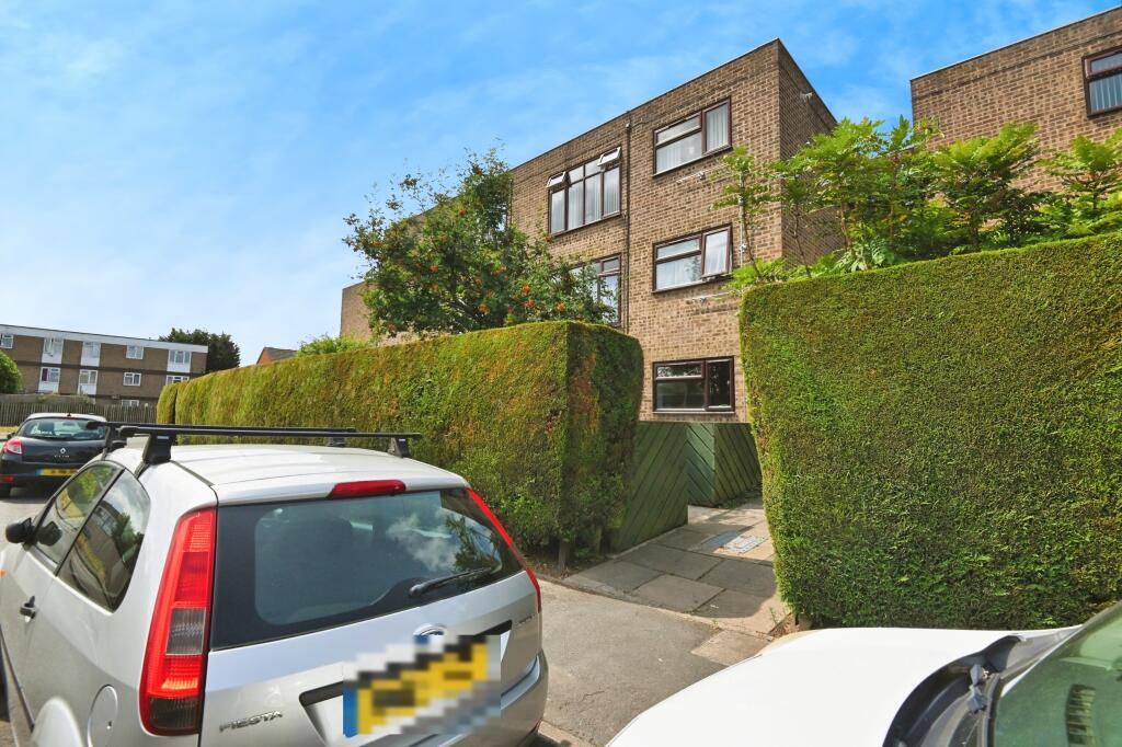 Buy or rent a property | Heathmere Drive, Birmingham B37 5EU