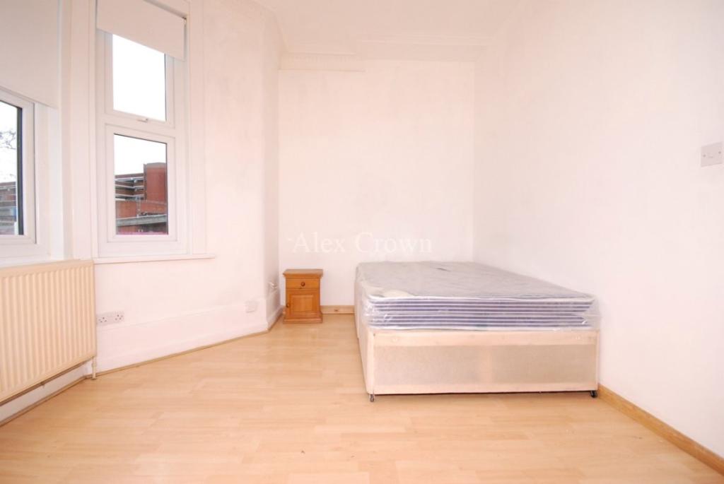 Buy or rent a property | Mayes Road, London N22 6TN