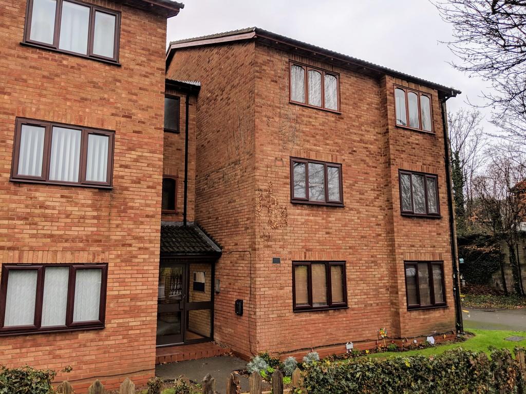 Buy or rent a property | Moat Lane, Birmingham B26 1TJ