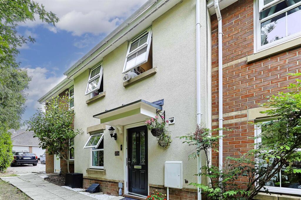 Buy or rent a property | Olvega Drive, Buntingford SG9 9FJ