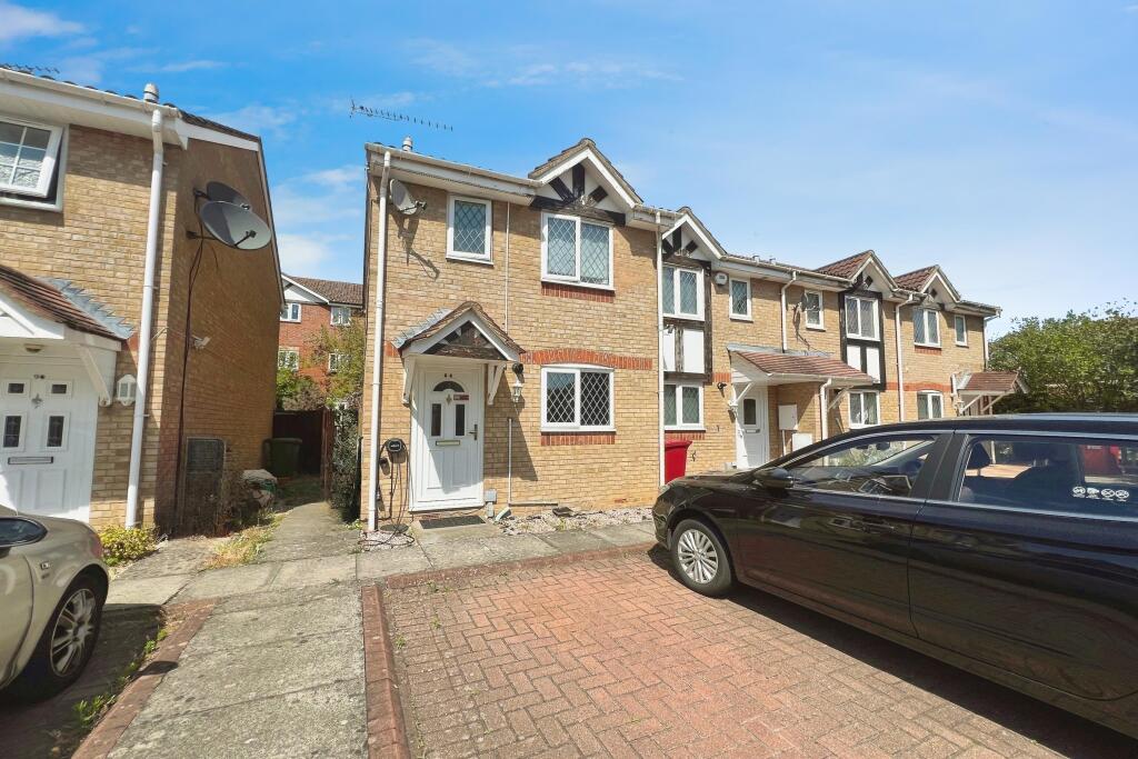 Buy or rent a property | Maplin Park, Slough SL3 8XY