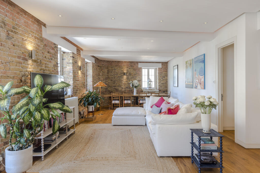 Buy or rent a property | Wapping Lane, London E1W 2RR
