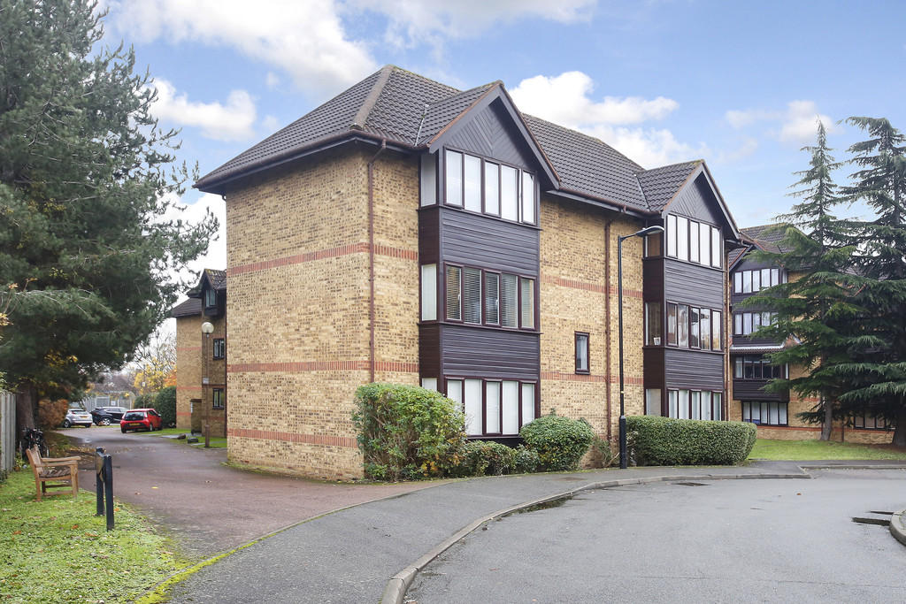 Buy or rent a property | Linwood Close, London SE5 8UY