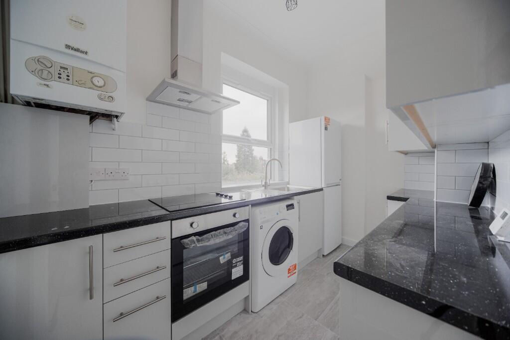 Buy or rent a property | Myddleton Road, London N22 8NQ