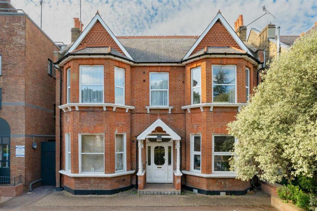 Buy or rent a property | Walm Lane, London NW2 3AU