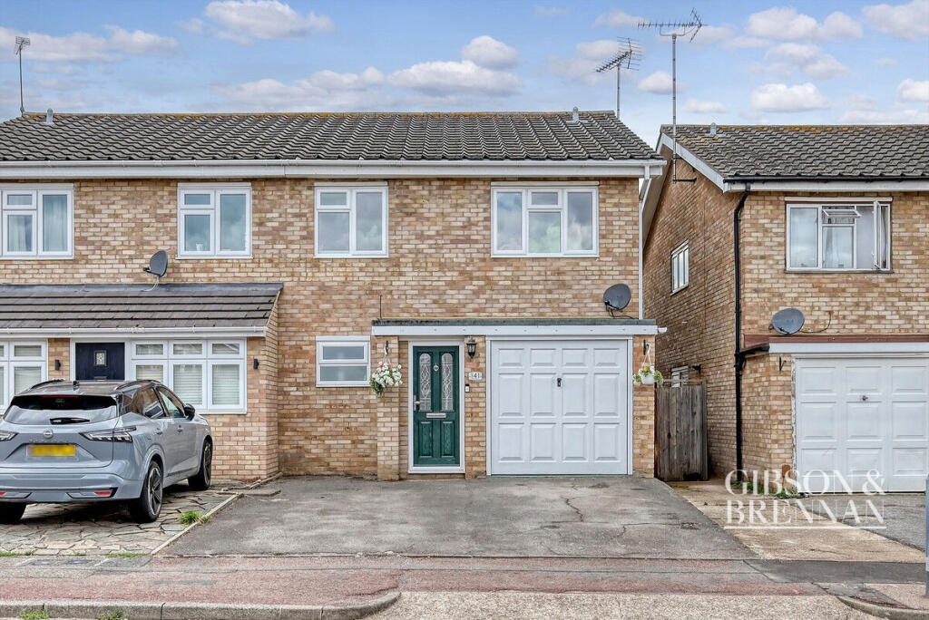 Buy or rent a property | Steeplefield, Leigh-On-Sea SS9 5XP