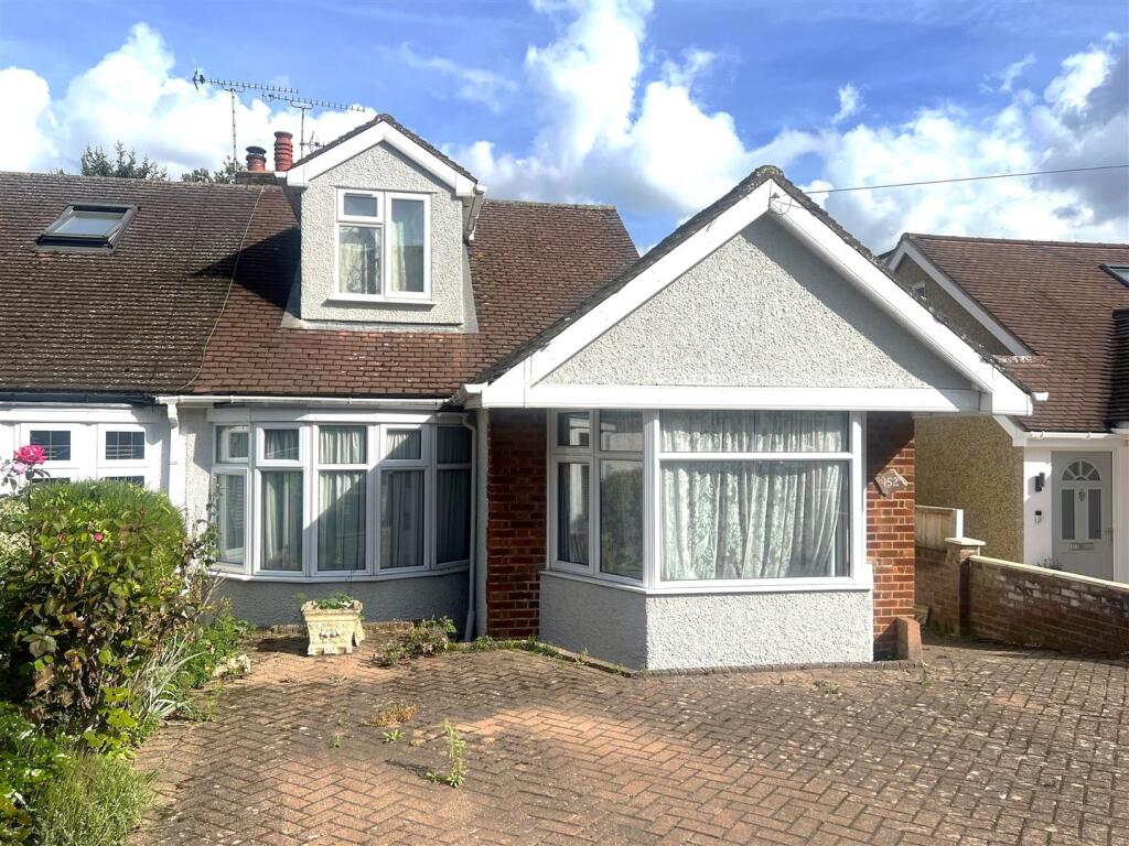 Buy or rent a property | Links Way, Rickmansworth WD3 3RN