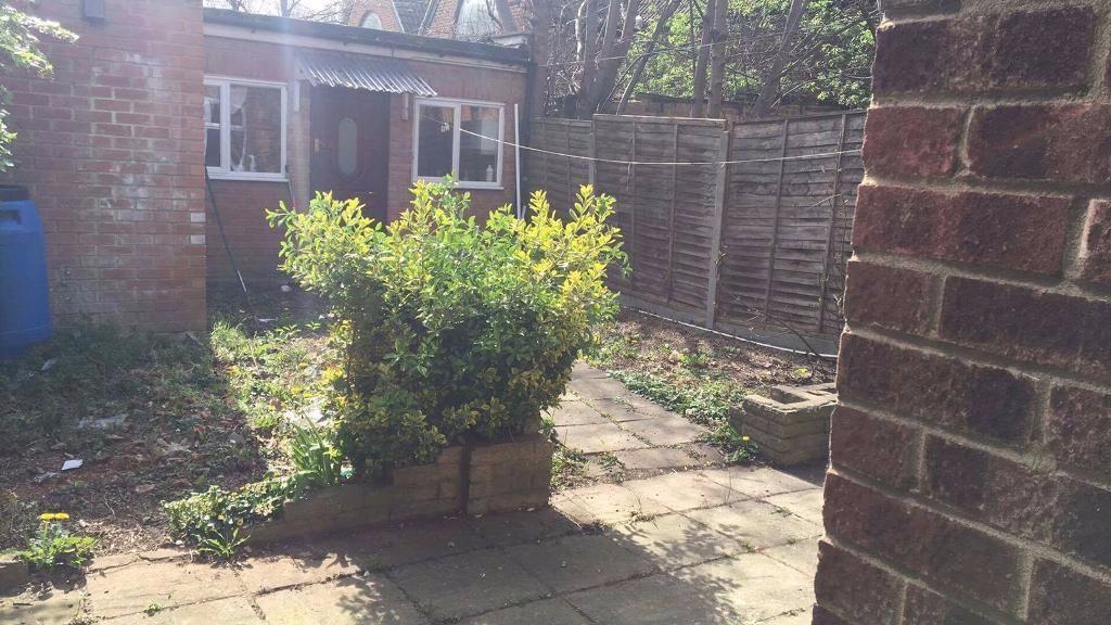 Buy or rent a property | Chadwin Road, London E13 8NF