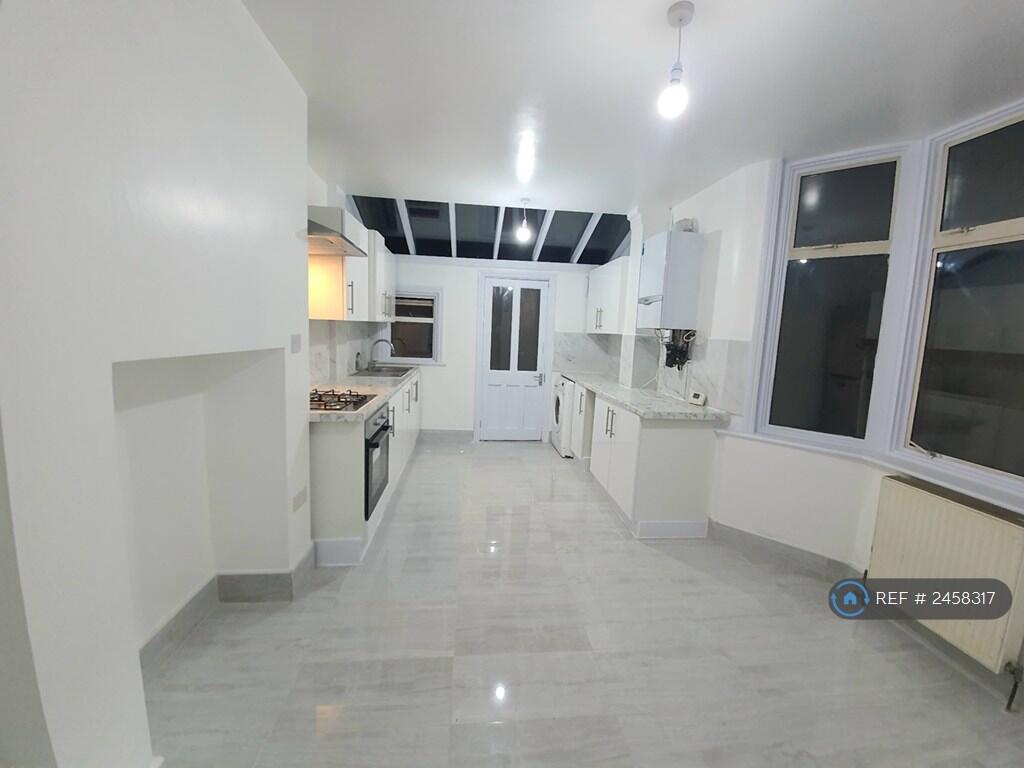 Buy or rent a property | Wanlip Road, London E13 8QR