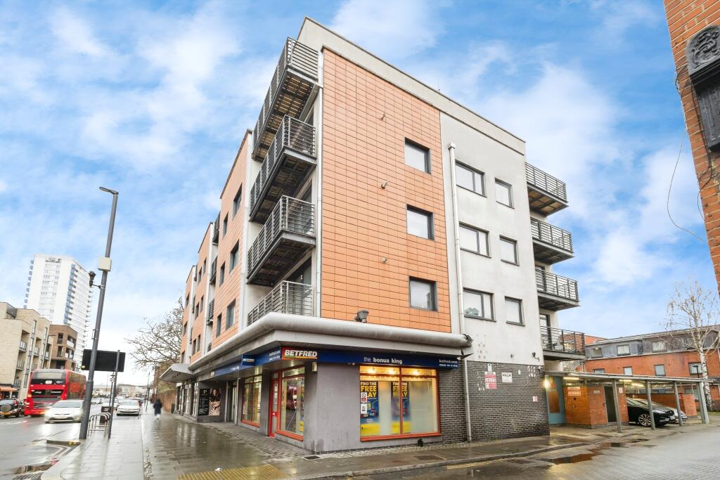 Buy or rent a property | Luxembourg Mews, London E15 1SD