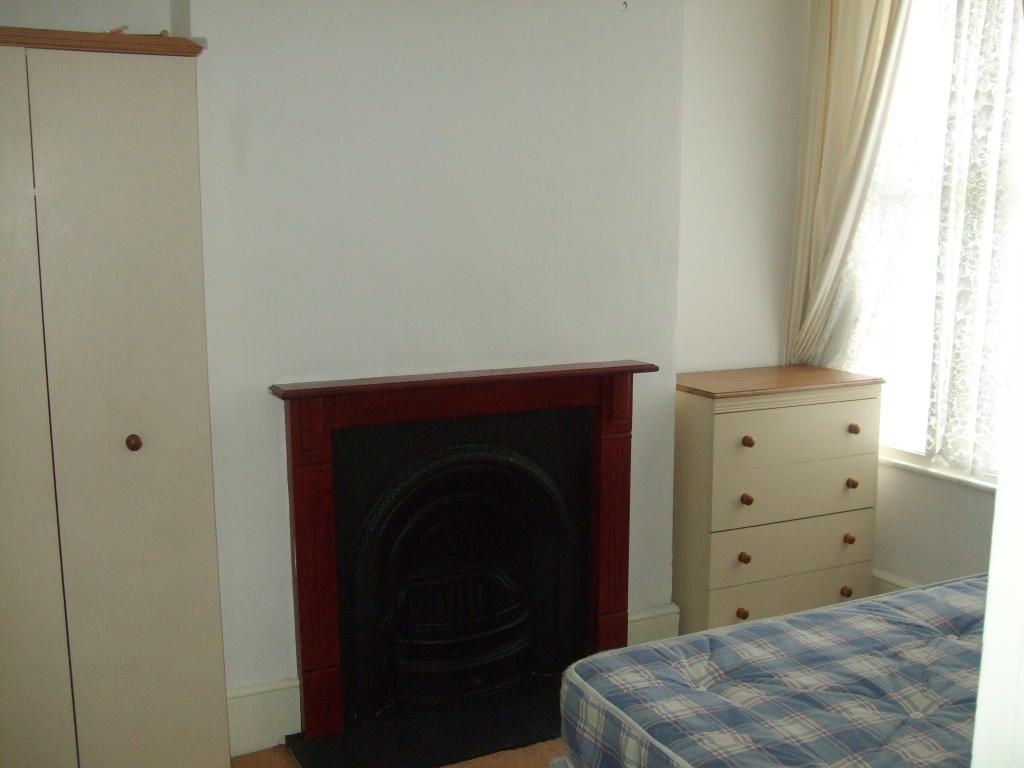 Buy or rent a property | Keogh Road, London E15 4NT