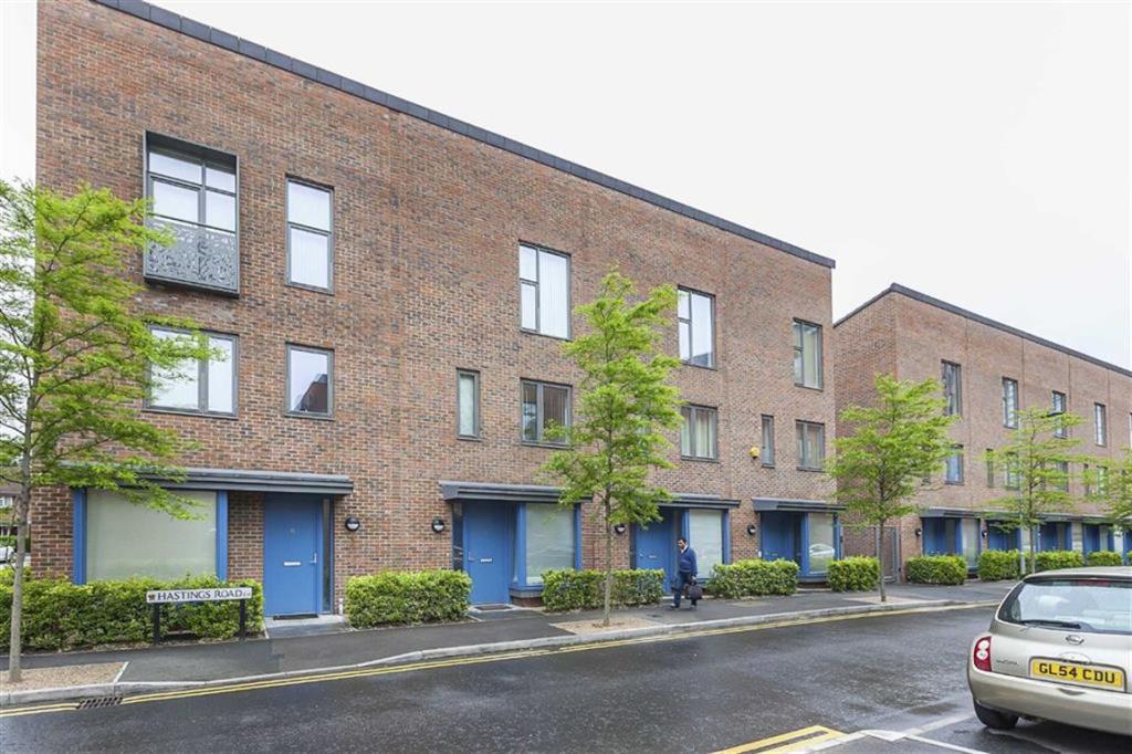 Buy or rent a property | Hastings Road, London E16 1GJ