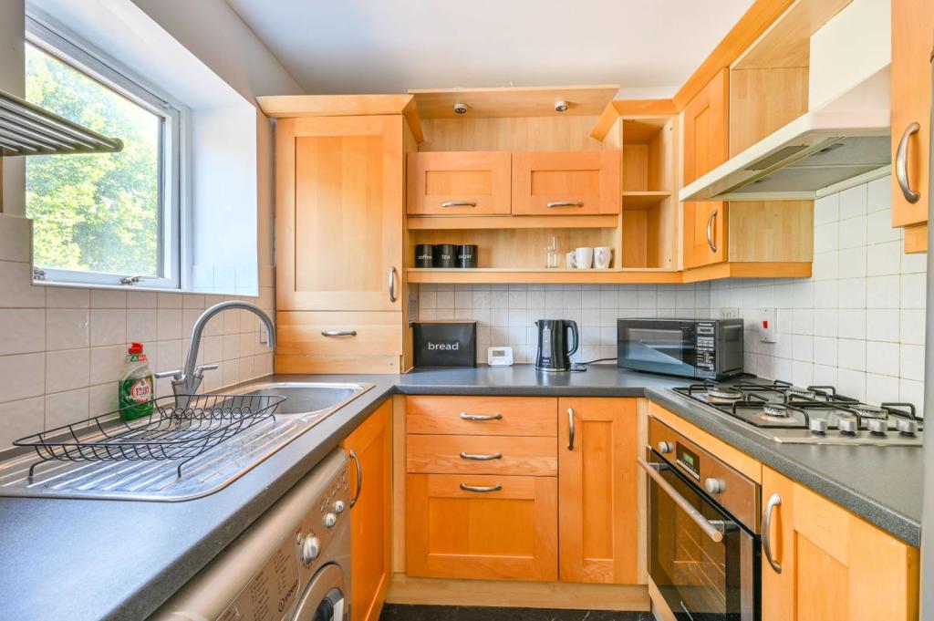 Buy or rent a property | Wesley Avenue, London E16 1TG
