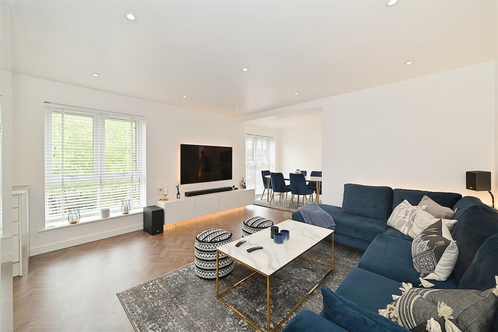 Buy or rent a property | Wesley Avenue, London E16 1TG