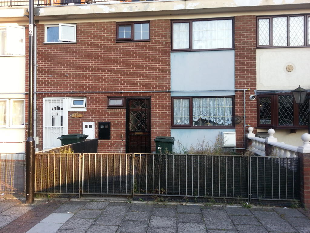 Buy or rent a property | Leslie Road, London E16 3AZ