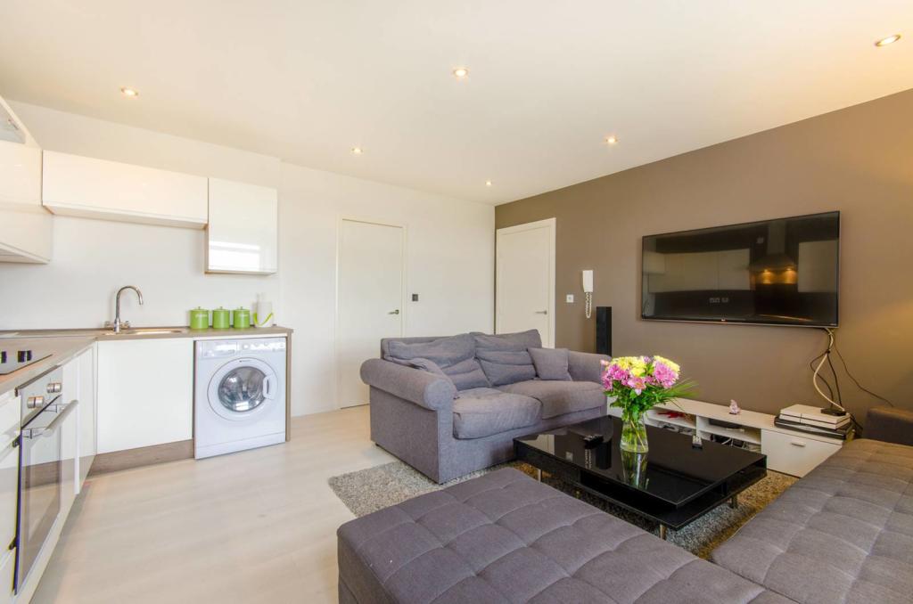 Buy or rent a property | Romford Road, London E7 8AY
