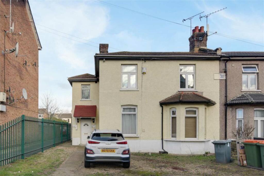 Buy or rent a property | Gladding Road, London E12 5DD